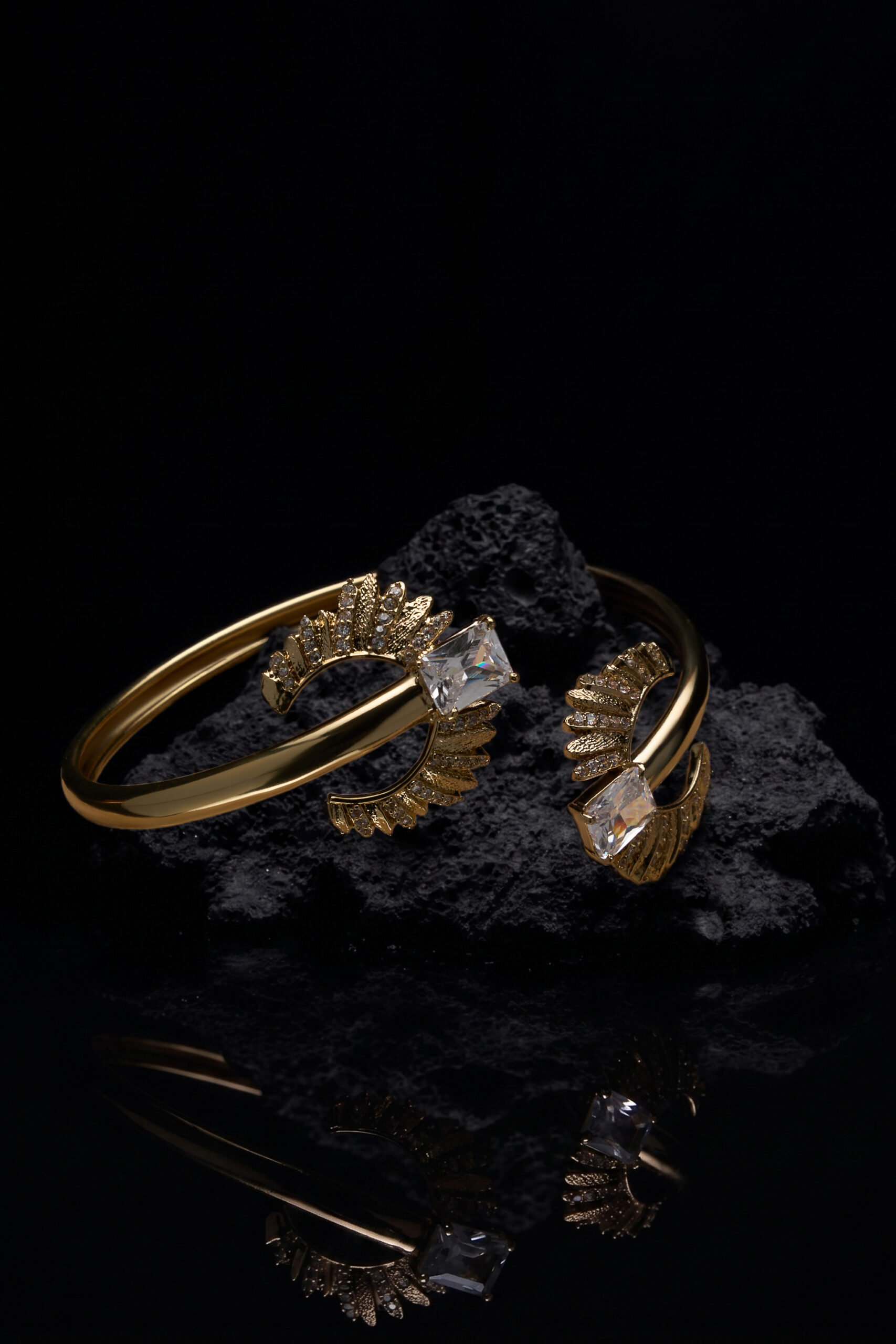 4 ALAB-002